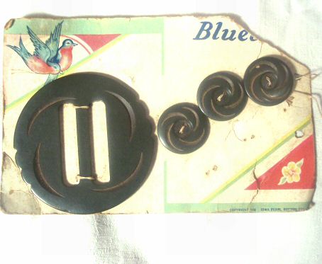 Bluebird Bakelite Buckle and Buttons