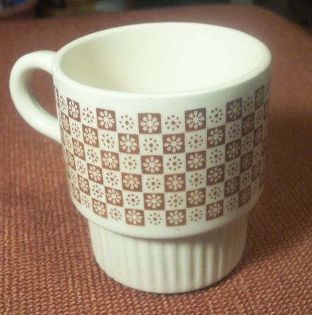 U S A Brown Checkerboard Mug