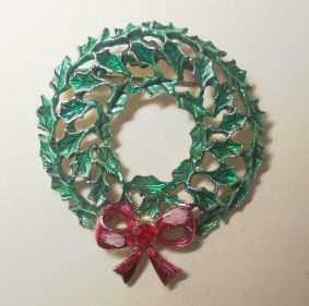 Enameled Christmas Wreath Pin