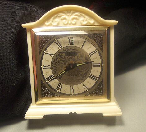 Elgin Bedside Alarm Clock