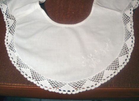 Bib-Style Embroidered Collar with Crochet Lace Edging