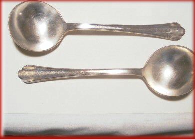 International Silver Lynbrook Soup Spoons