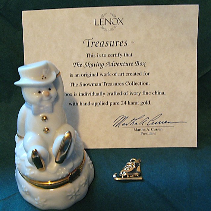 Lenox Treasures The Skating Adventure Box w Pendant
