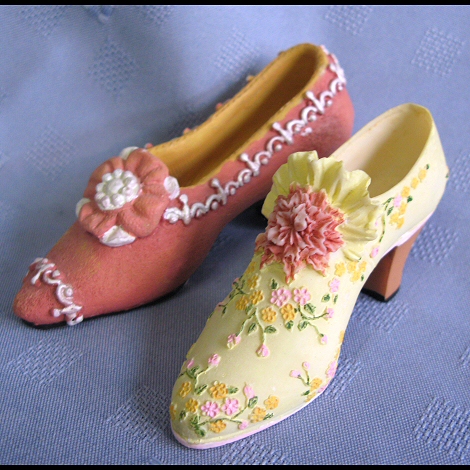 Resin Victorian Shoes