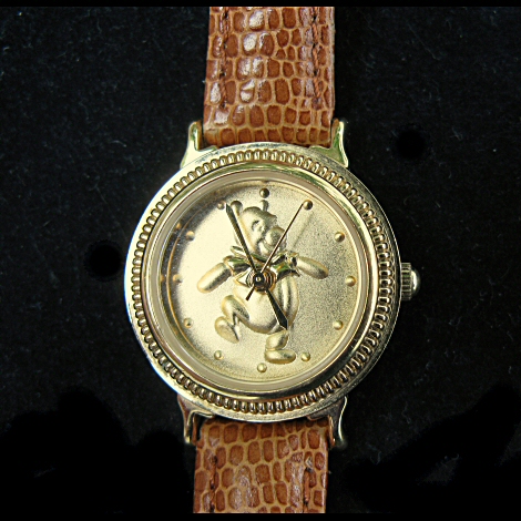 Winnie the Pooh Gold Face Watch